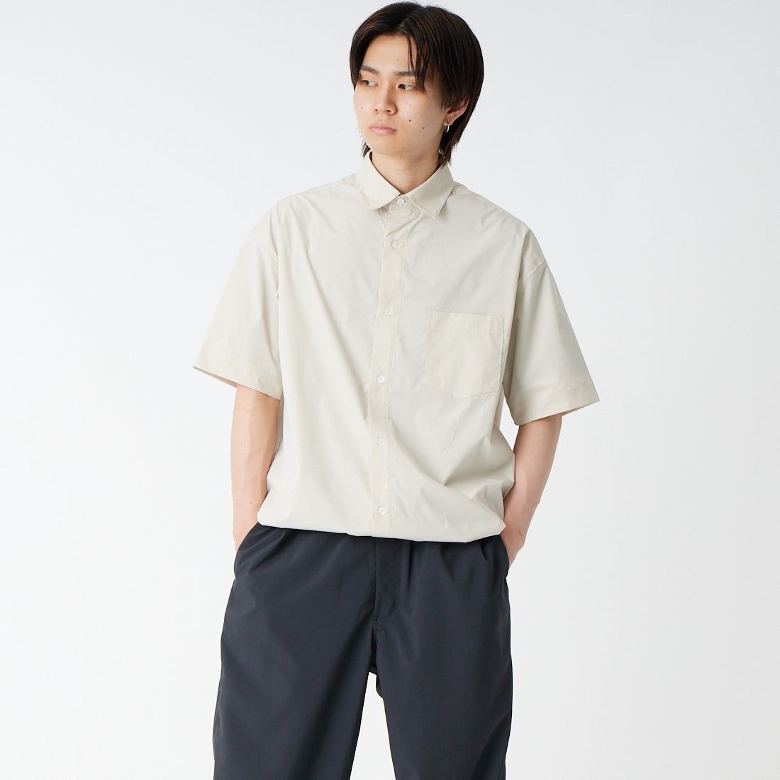 520 GRAY B&&モデル身長：177cm 着用サイズ：1&&