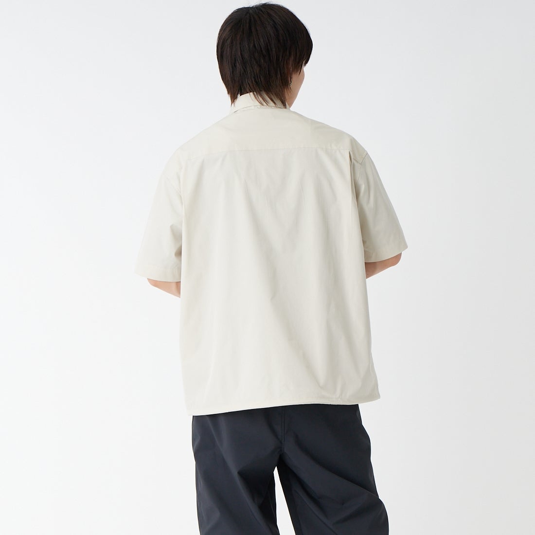 SLICK [スリック] コットンライクタイプライター ドローストリングシャツ [5220272] 520 GRAY B &&モデル身長：177cm 着用サイズ：1&&