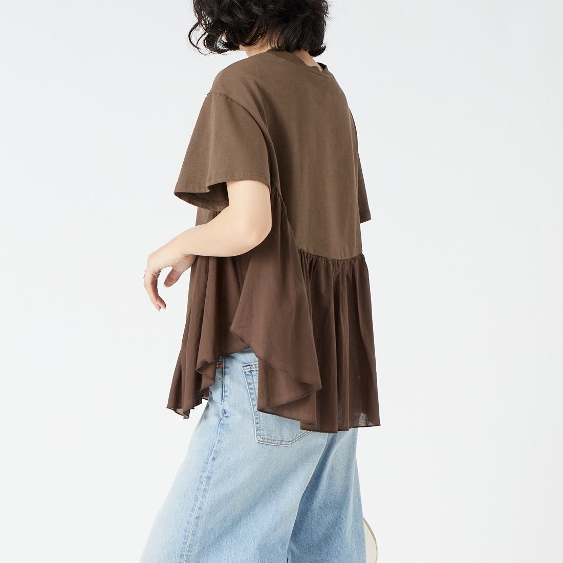 Jf Ready Made [ジェイエフレディメイド] 布帛ドッキングバックギャザーTシャツ [8866362-01] 62 ﾌﾞﾗｳﾝ &&モデル身長：162cm 着用サイズ：F&&