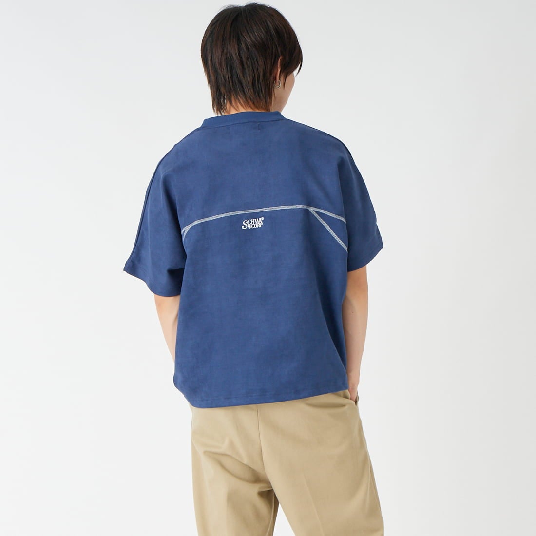 SCHWA CORP × JEANS FACTORY [シュワコープ × ジーンズファクトリー] フェイクスエードステッチTシャツ [SHA-262-044] NAVY &&モデル身長：177cm 着用サイズ：M&&