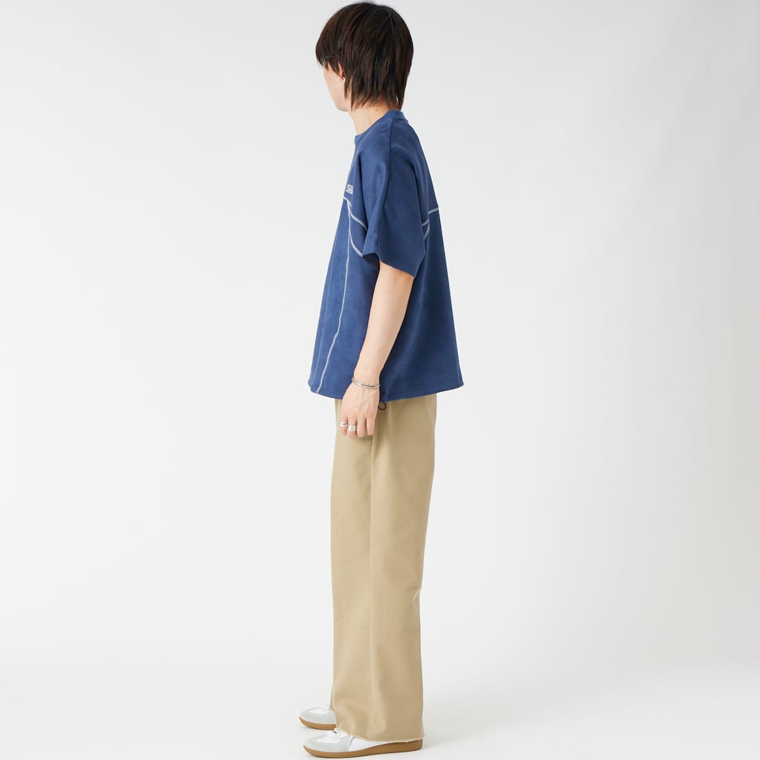 SCHWA CORP × JEANS FACTORY [シュワコープ × ジーンズファクトリー] フェイクスエードステッチTシャツ [SHA-262-044] NAVY &&モデル身長：177cm 着用サイズ：M&&