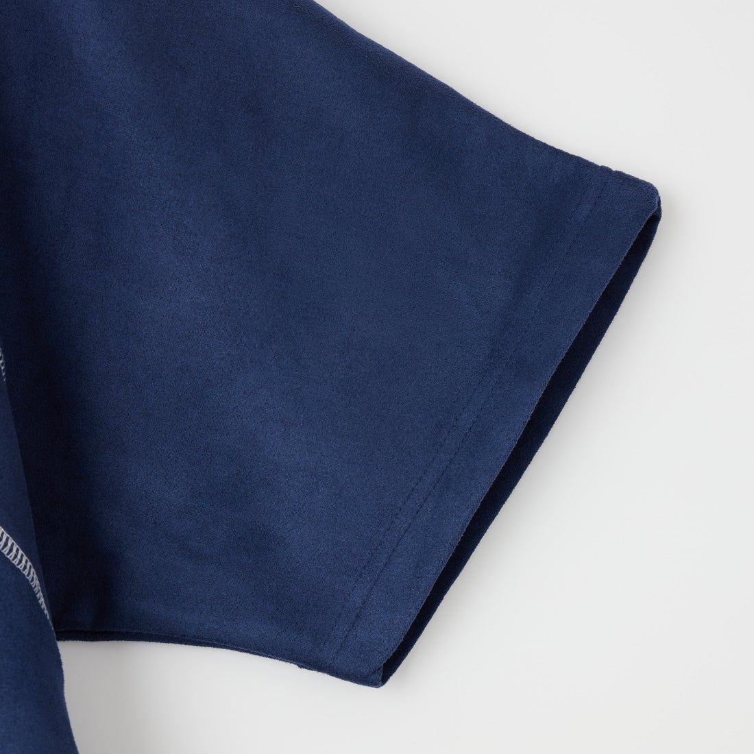 SCHWA CORP × JEANS FACTORY [シュワコープ × ジーンズファクトリー] フェイクスエードステッチTシャツ [SHA-262-044] NAVY