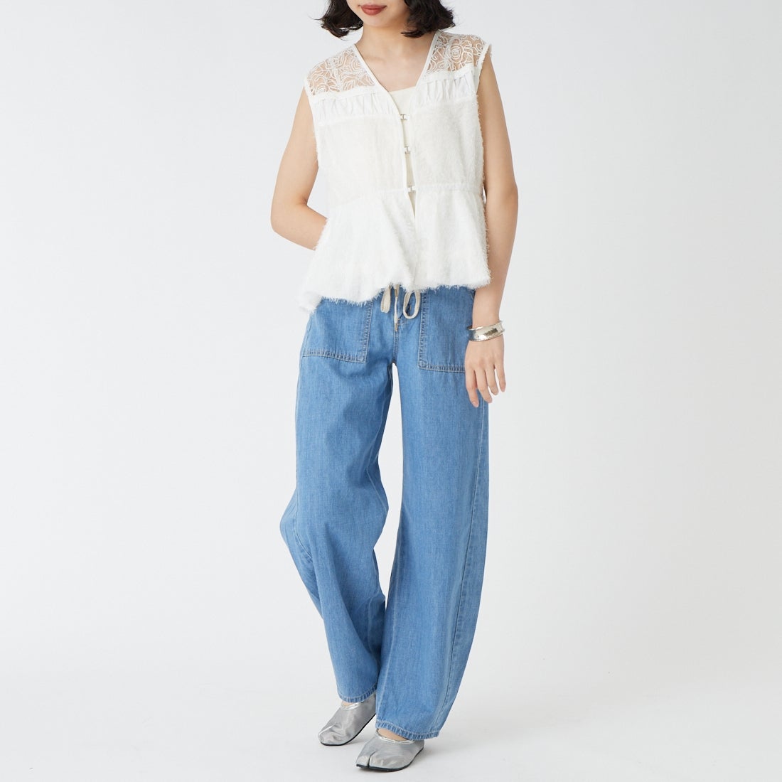 &g'aime [アンジェム] MIXバルーンベスト [293-68212] 01 ﾎﾜｲﾄ &&モデル身長：162cm 着用サイズ：F&&