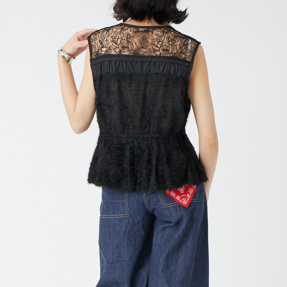 &g'aime [アンジェム] MIXバルーンベスト [293-68212] 09 ﾌﾞﾗｯｸ &&モデル身長：162cm 着用サイズ：F&&