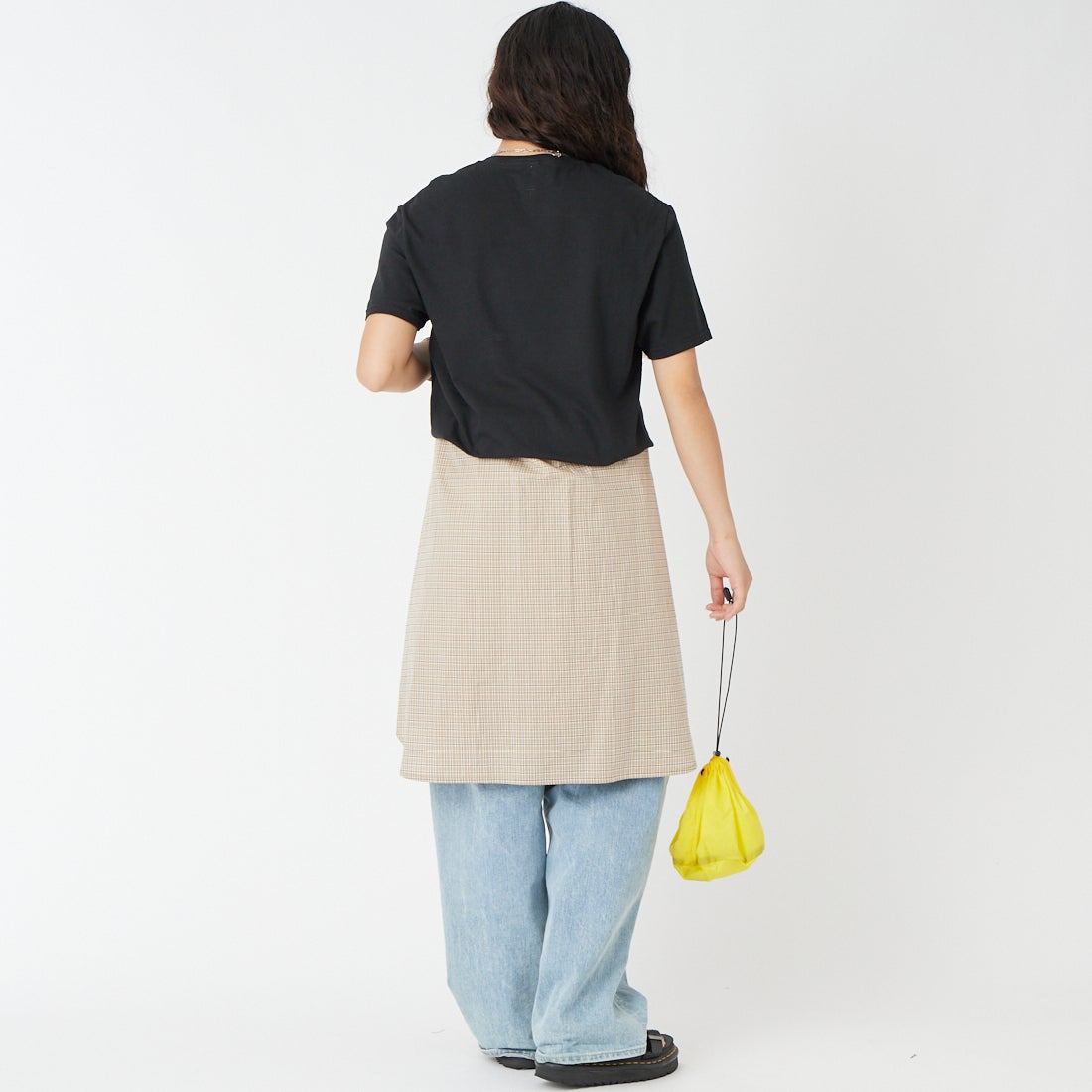 JERZEES [ジャージーズ] 9DOGS ショートスリーブTシャツ [JZ26S008] BLACK &&モデル身長：162cm 着用サイズ：M&&