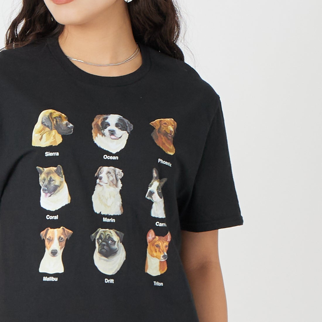 JERZEES [ジャージーズ] 9DOGS ショートスリーブTシャツ [JZ26S008] BLACK &&モデル身長：162cm 着用サイズ：M&&