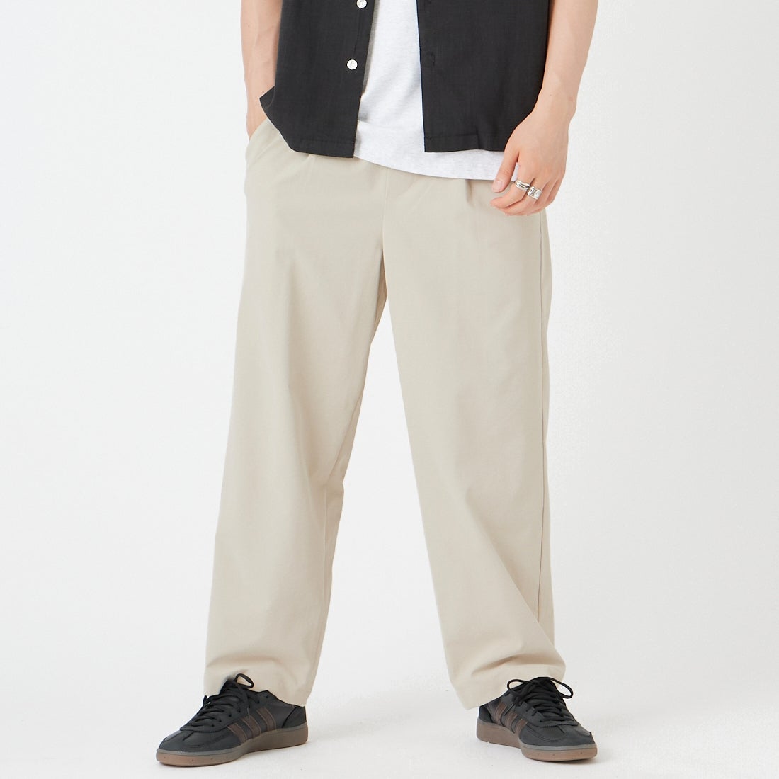 BEIGE&&モデル身長：177cm 着用サイズ：S&&