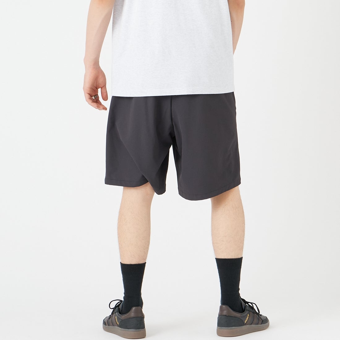 Noir Fabrik [ヌワールファブリック] DRYSCAPE ワイドショートパンツ [NF-262-025] CHARCOAL &&モデル身長：177cm 着用サイズ：M&&