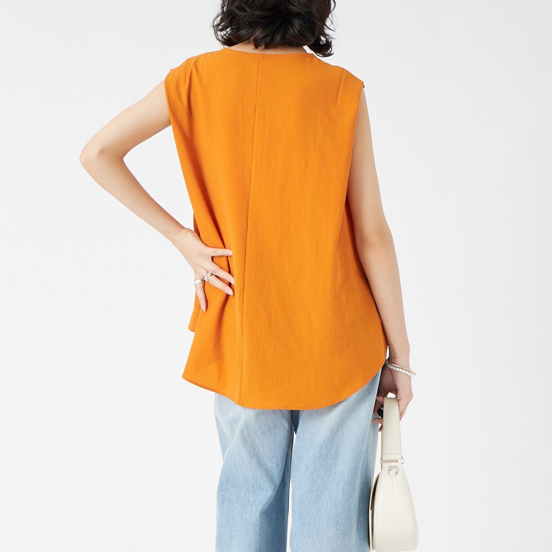 Jeans Factory Clothes [ジーンズファクトリークローズ] 肩タックノースリーブトップス [21268057] 020 ｵﾚﾝｼﾞ &&モデル身長：162cm 着用サイズ：F&&
