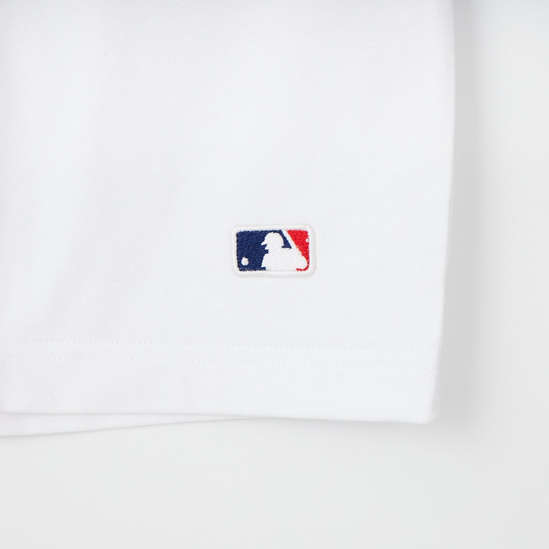 Fanatics [ファナティクス] 別注 MLBロゴ バックプリント ショートスリーブTシャツ [ML0126SS0012-JF] WHITE LA
