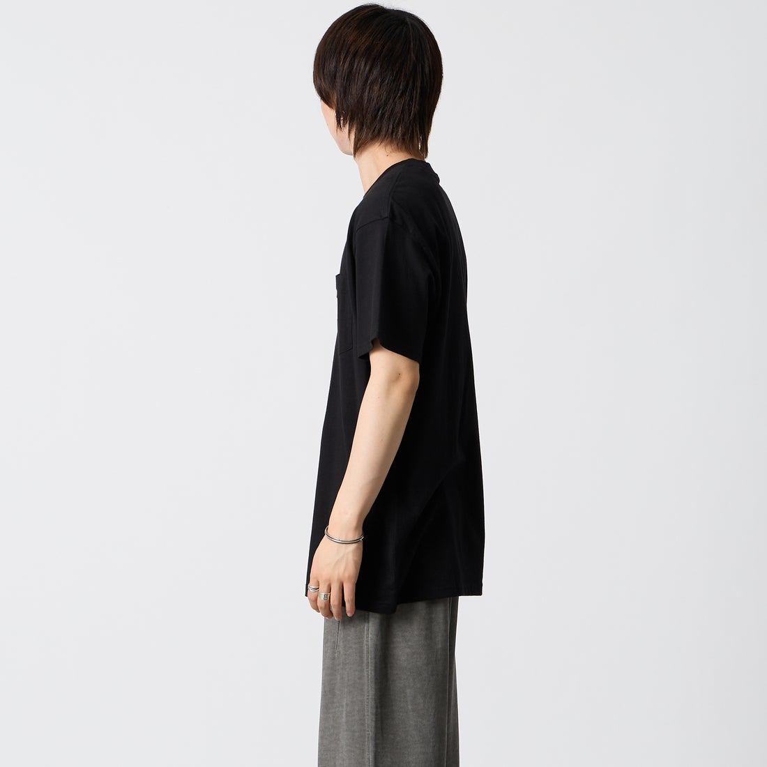 carhartt WIP [カーハートダブリューアイピー] ショートスリーブポケットハートTシャツ [I032128] BLACK/BLAC &&モデル身長：177cm 着用サイズ：M&&