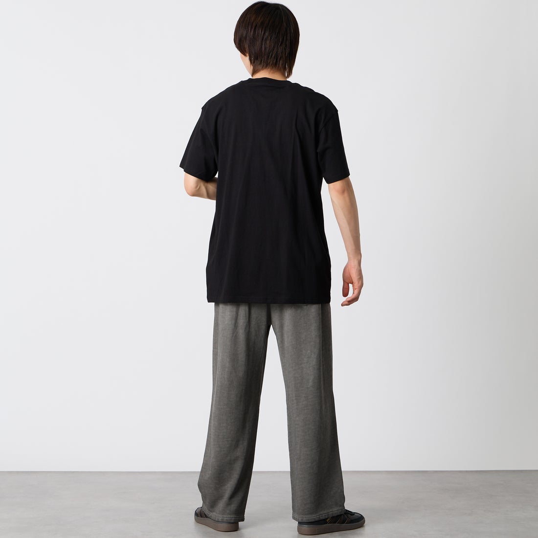 carhartt WIP [カーハートダブリューアイピー] ショートスリーブポケットハートTシャツ [I032128] BLACK/BLAC &&モデル身長：177cm 着用サイズ：M&&