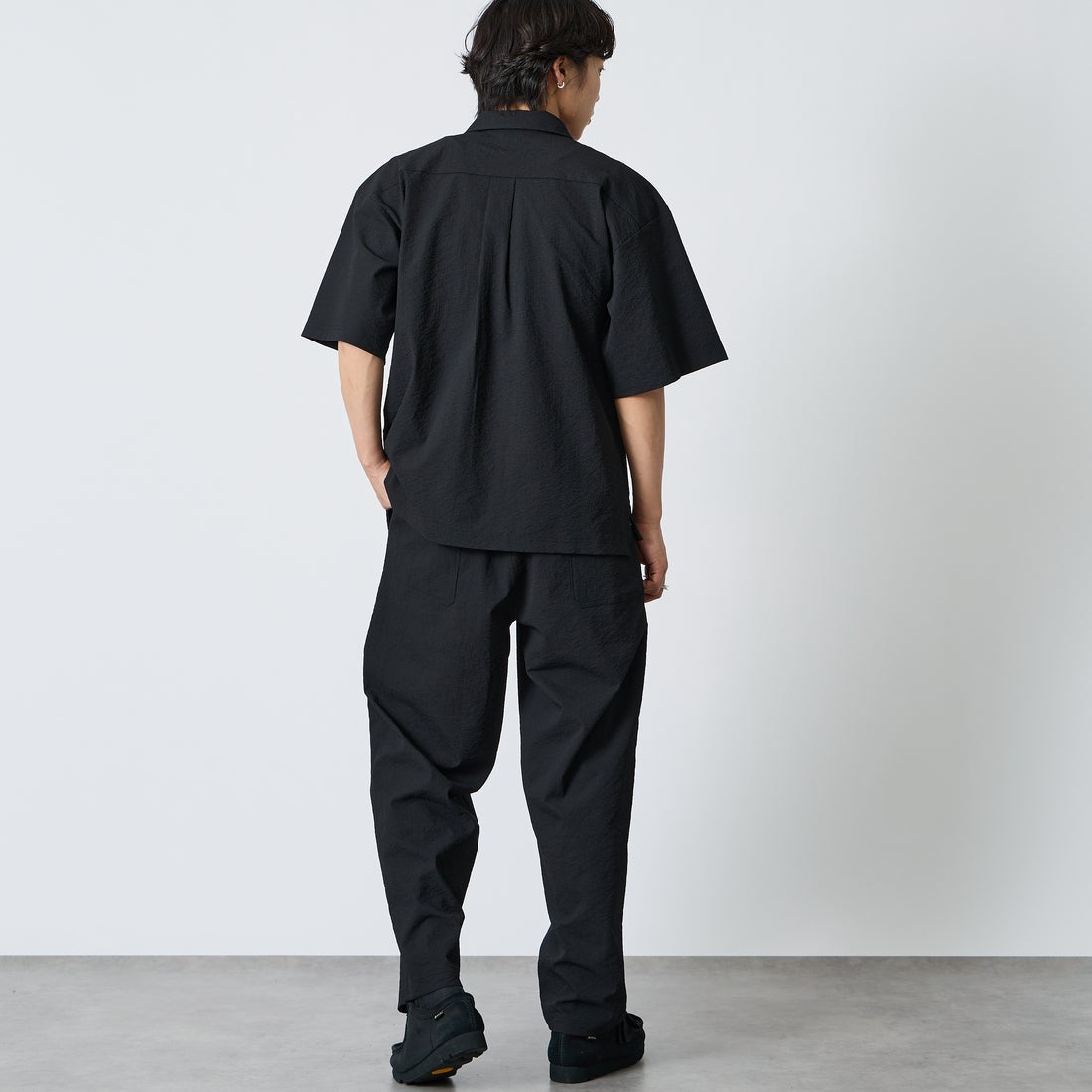 THOUSAND MILE [サウザンド マイル] 別注 ショートスリーブシャツ パンツセットアップ [TM261SS50841-JF] 09 BLACK &&モデル身長：179cm 着用サイズ：L&&