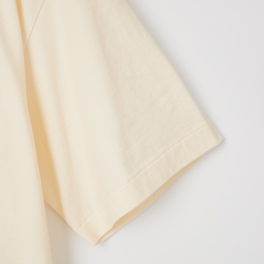 blurhms ROOTSTOCK [ブラームス ルーツストック] JD UNKNOWN PLEASURES  スタンダードプリントTシャツ [BROOTS25S33S26JD005] 01 IVORY