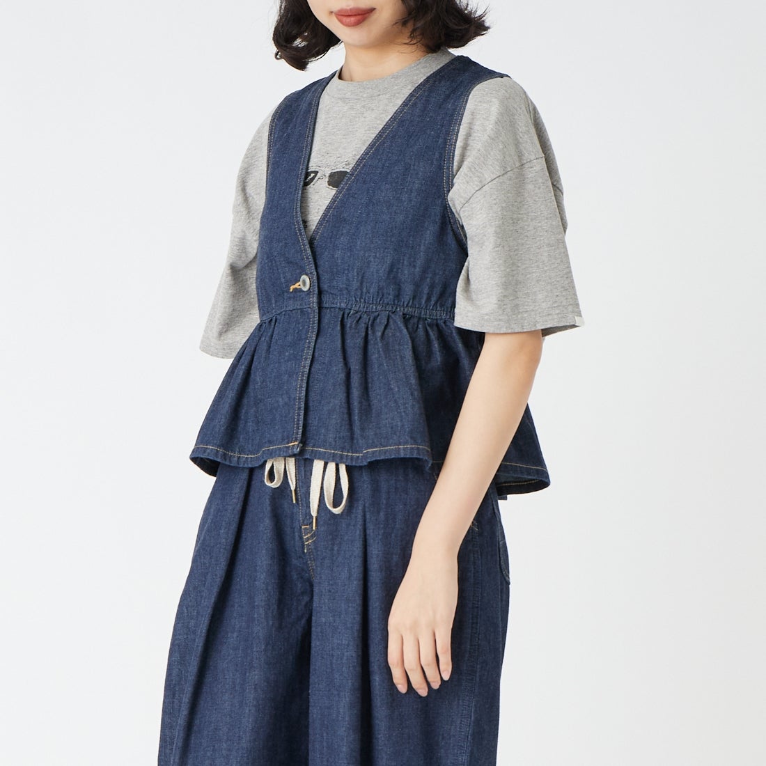2600 O.W&&モデル身長：162cm 着用サイズ：F&&