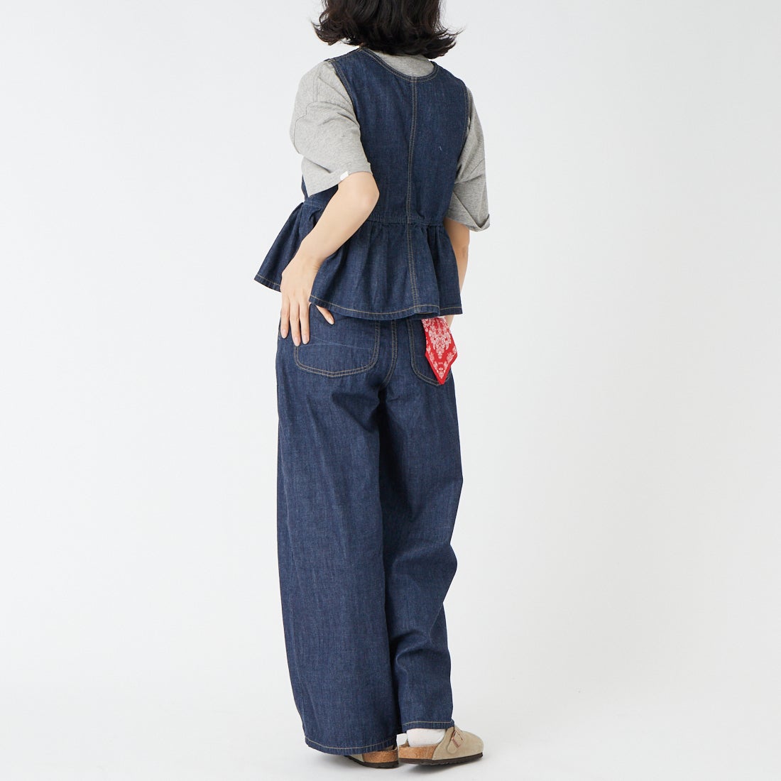 SOMETHING [サムシング] ペプラムデニムビスチェ [SNT123] 2600 O.W &&モデル身長：162cm 着用サイズ：F&&