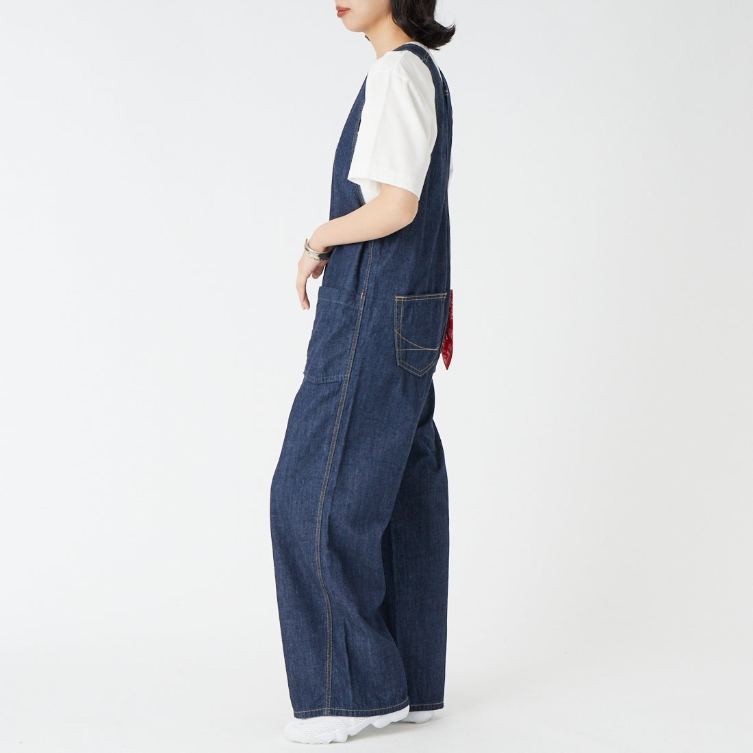 SOMETHING [サムシング] アメスリオールインワン [SN899] 2600 O.W &&モデル身長：162cm 着用サイズ：S&&