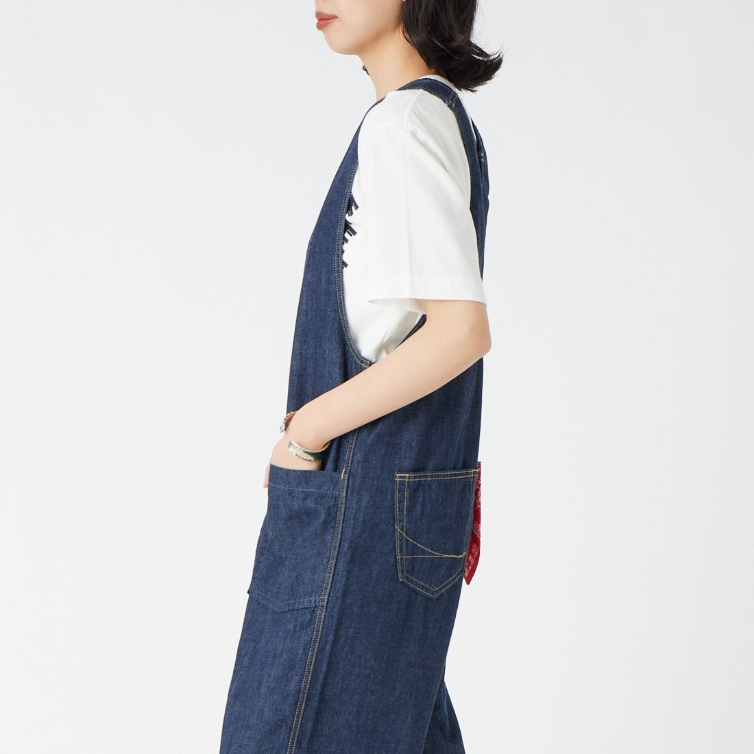 SOMETHING [サムシング] アメスリオールインワン [SN899] 2600 O.W &&モデル身長：162cm 着用サイズ：S&&