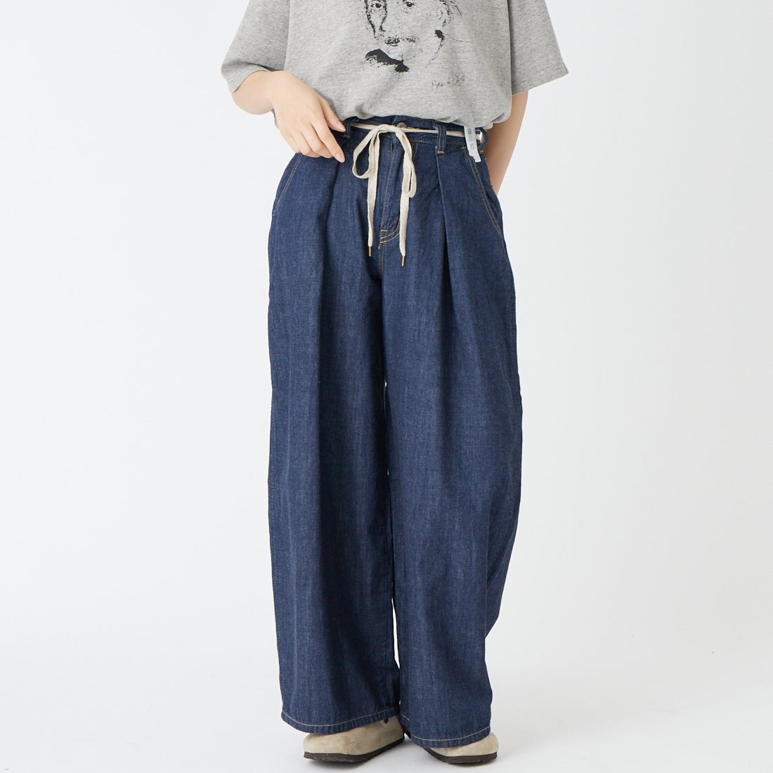 2600 O.W&&モデル身長：162cm 着用サイズ：XS&&