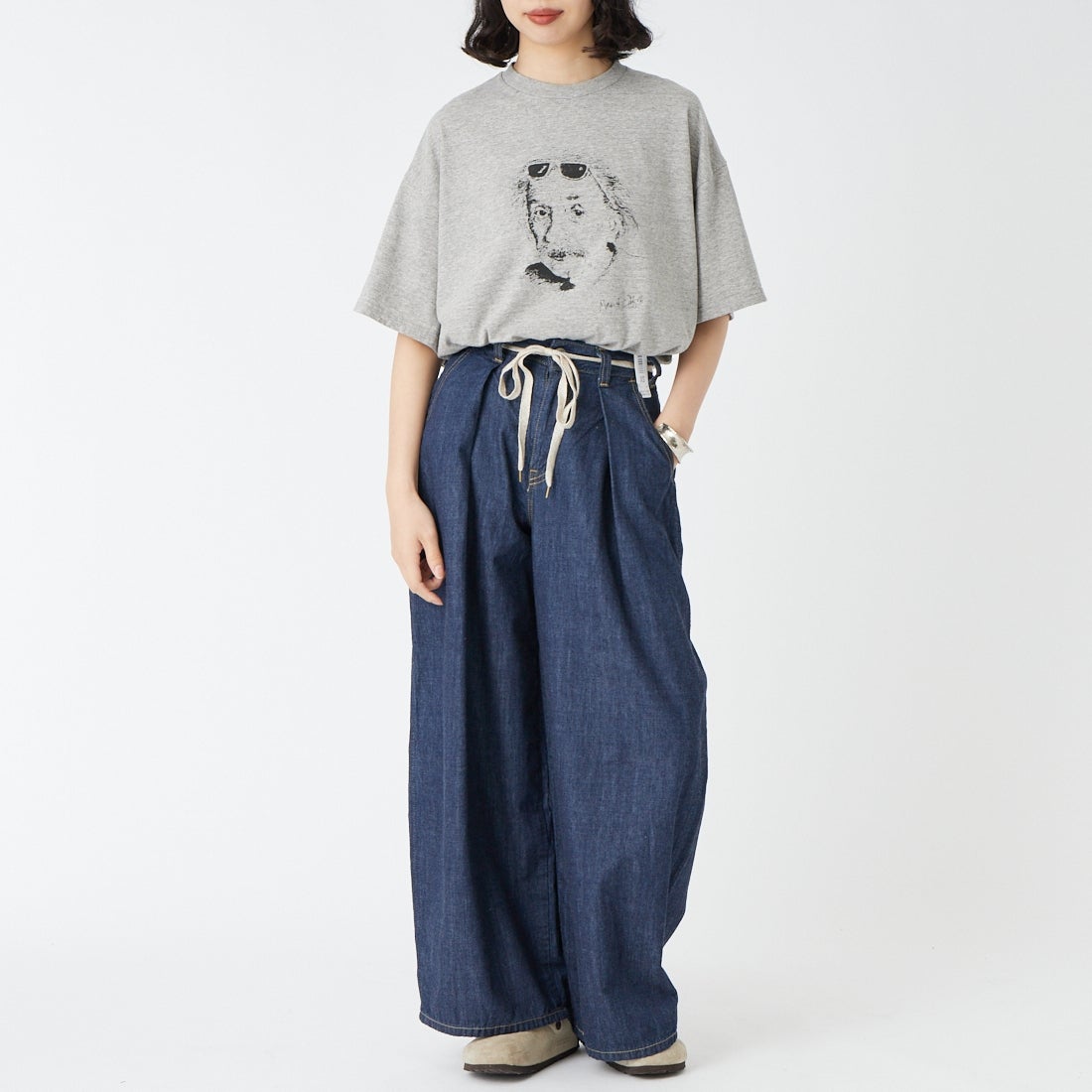 SOMETHING [サムシング] ハイパー カーブデニムパンツ [SN888] 2600 O.W &&モデル身長：162cm 着用サイズ：XS&&