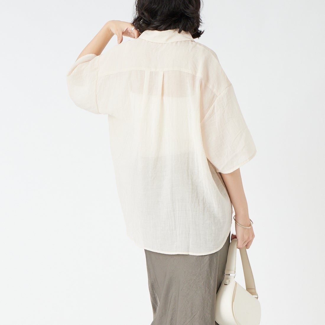 USINE [ユジーヌ] ショートスリーブシアーオーバーシャツ [IN10-SH-6] ﾍﾞｰｼﾞｭ &&モデル身長：162cm 着用サイズ：F&&
