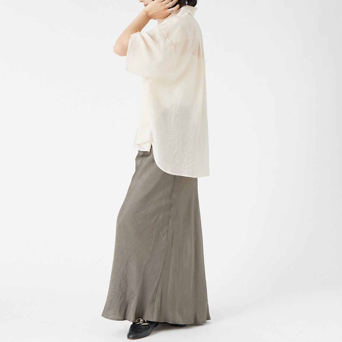 USINE [ユジーヌ] ショートスリーブシアーオーバーシャツ [IN10-SH-6] ﾍﾞｰｼﾞｭ &&モデル身長：162cm 着用サイズ：F&&