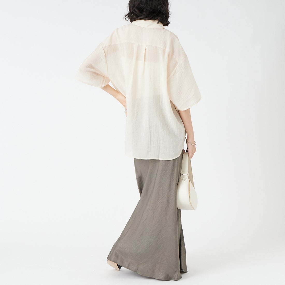 USINE [ユジーヌ] ショートスリーブシアーオーバーシャツ [IN10-SH-6] ﾍﾞｰｼﾞｭ &&モデル身長：162cm 着用サイズ：F&&
