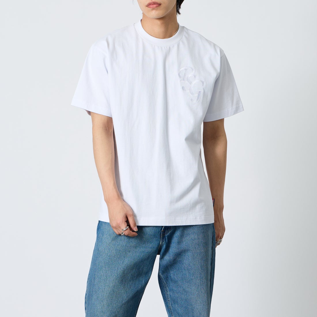 WHITE&&モデル身長：179cm 着用サイズ：L&&