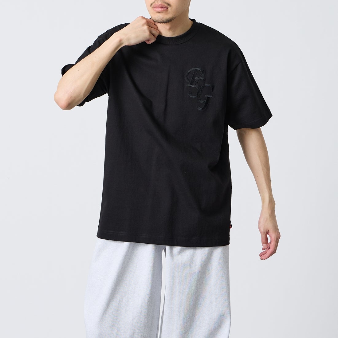 BLACK&&モデル身長：167cm 着用サイズ：L&&