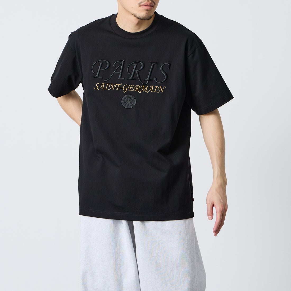 BLACK&&モデル身長：167cm 着用サイズ：L&&