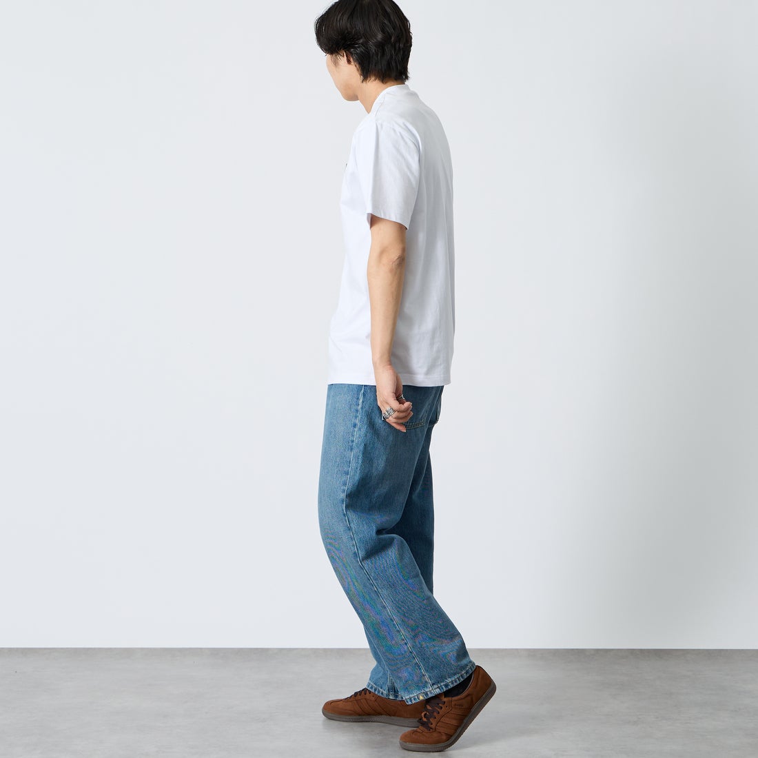 PARIS SAINT-GERMAN [パリ・サンジェルマン] 別注 フロント刺繍ロゴ ショートスリーブTシャツ [PS0126SS0010-JF] WHITE &&モデル身長：179cm 着用サイズ：L&&