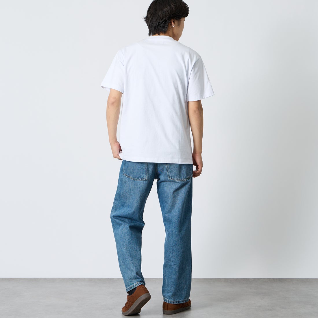 PARIS SAINT-GERMAN [パリ・サンジェルマン] 別注 フロント刺繍ロゴ ショートスリーブTシャツ [PS0126SS0010-JF] WHITE &&モデル身長：179cm 着用サイズ：L&&