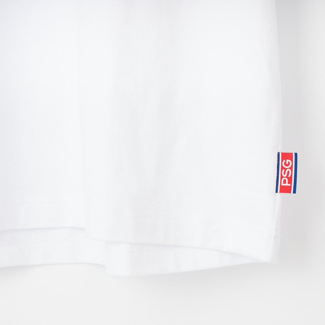 PARIS SAINT-GERMAN [パリ・サンジェルマン] 別注 フロント刺繍ロゴ ショートスリーブTシャツ [PS0126SS0010-JF] WHITE