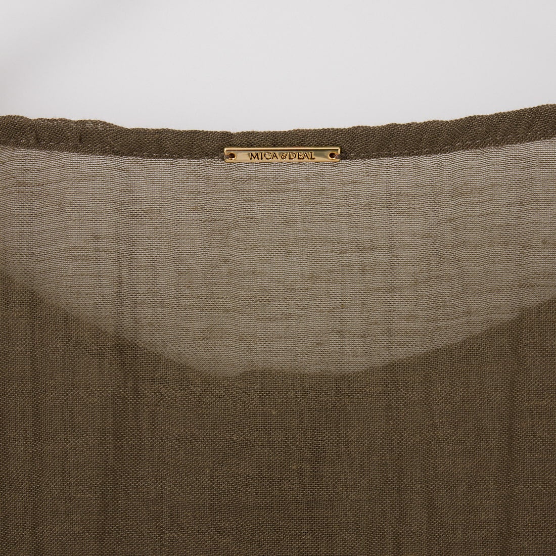 MICA&DEAL [マイカアンドディール] ヘンリーネックブラウス [0126201115] BROWN