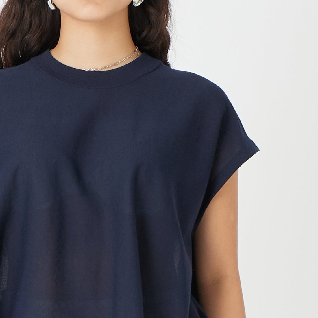 MICA&DEAL [マイカアンドディール] フレアショートプルオーバー [0126208149] NAVY &&モデル身長：162cm 着用サイズ：F&&