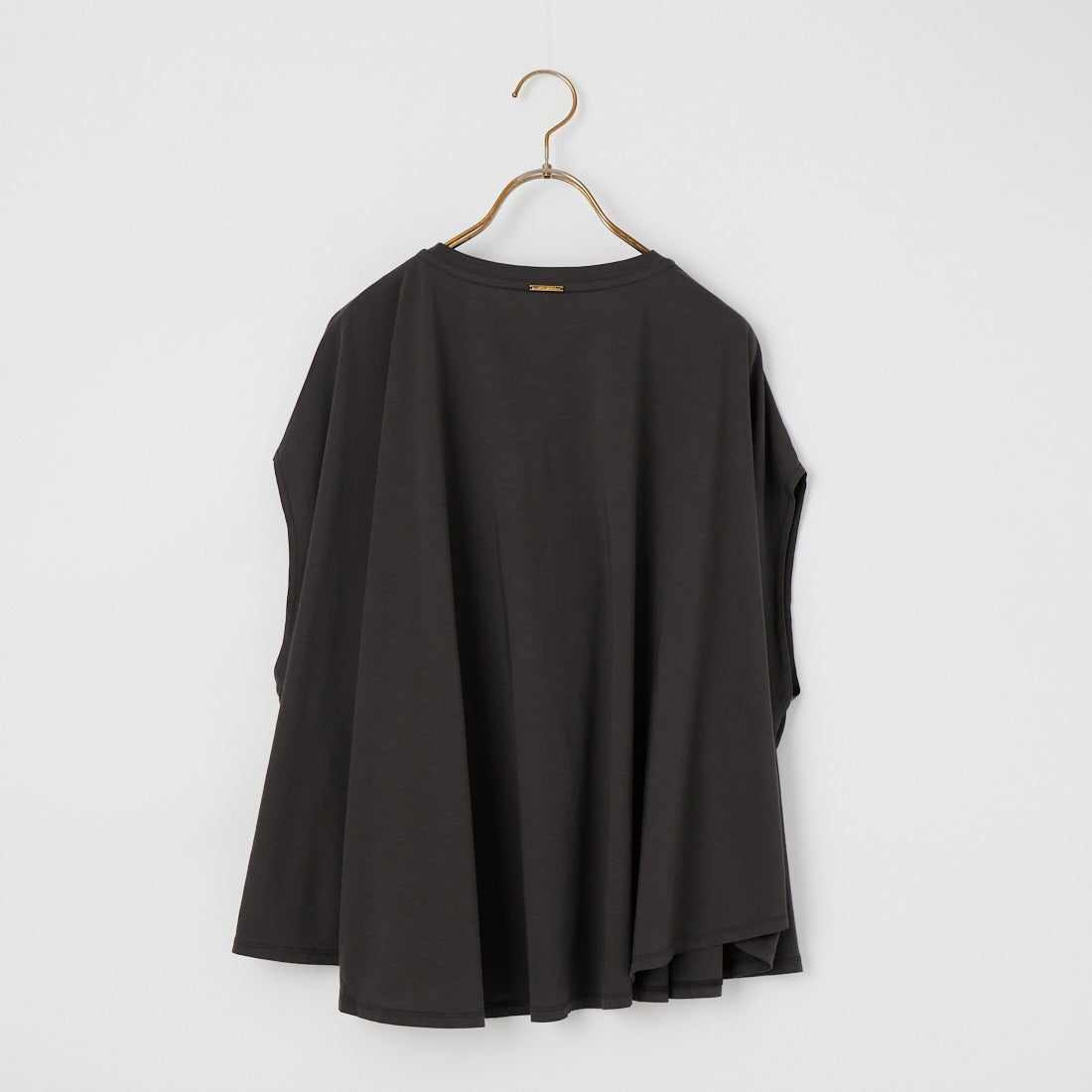 MICA&DEAL [マイカアンドディール] SOLMER プリントフレアTシャツ [0126209135] CHARCOAL