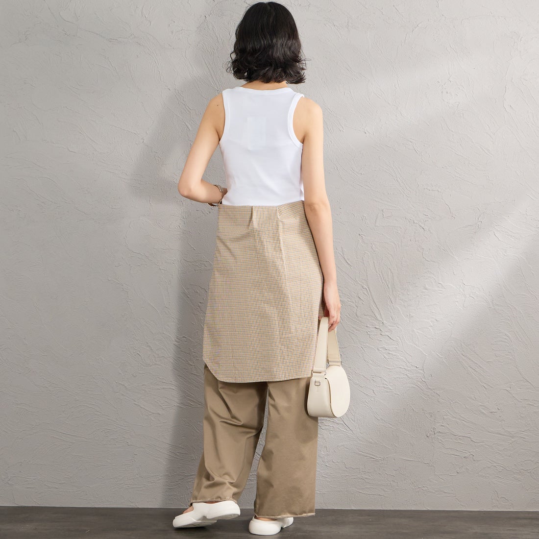Calvin Klein [カルバンクライン] 2×2リブ ロゴクルーネックタンクトップ [47F239G] YAF &&モデル身長：162cm 着用サイズ：S&&