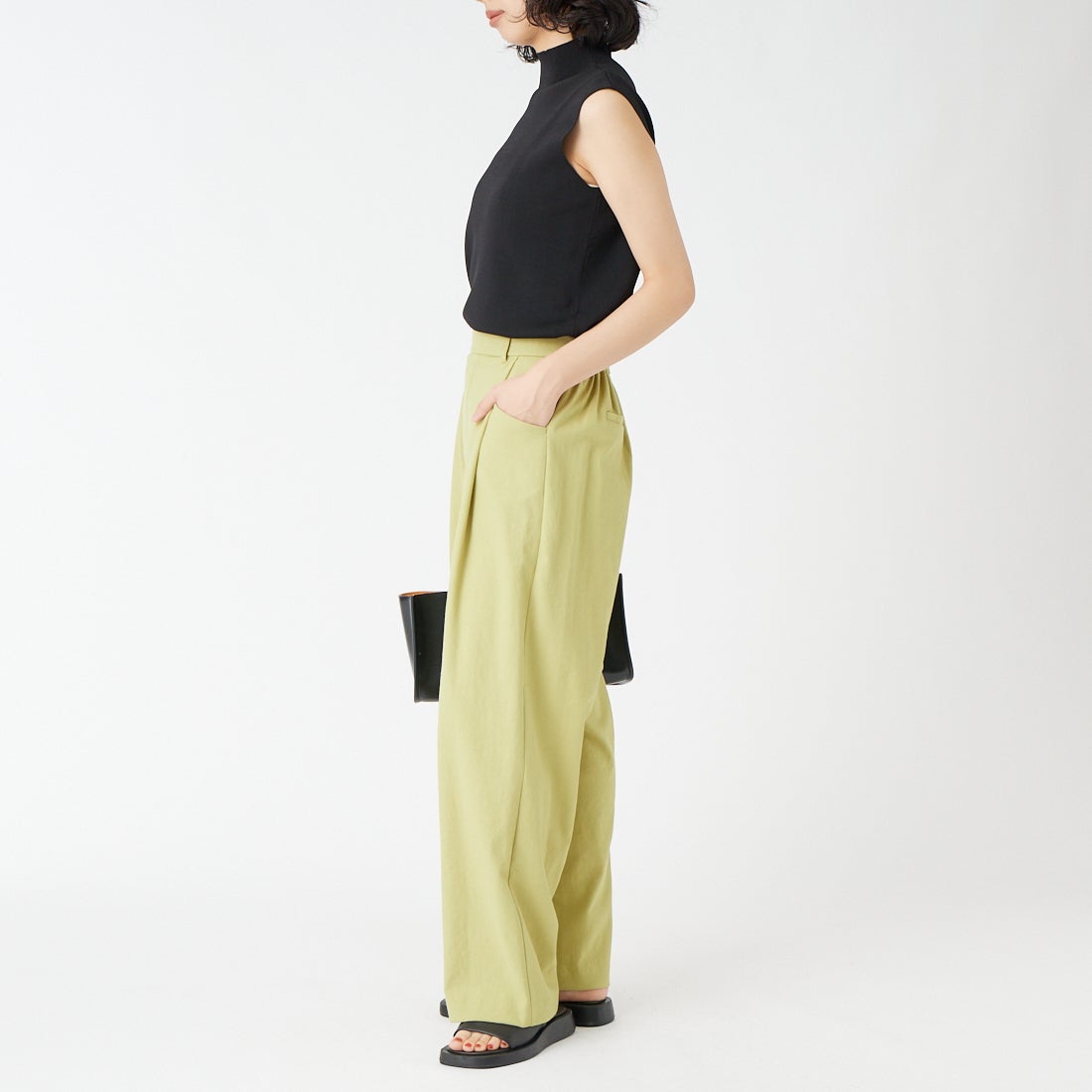 Jeans Factory Clothes [ジーンズファクトリークローズ] シェルタリングドライイージーワイドパンツ [21268056] 060 Lｸﾞﾘｰﾝ &&モデル身長：162cm 着用サイズ：36&&