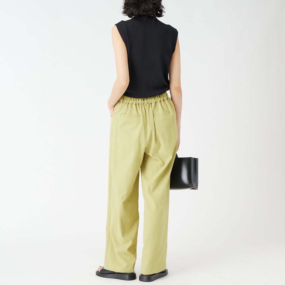 Jeans Factory Clothes [ジーンズファクトリークローズ] シェルタリングドライイージーワイドパンツ [21268056] 060 Lｸﾞﾘｰﾝ &&モデル身長：162cm 着用サイズ：36&&