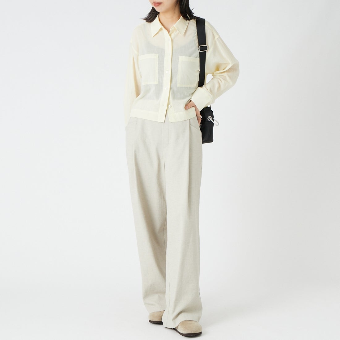Jeans Factory Clothes [ジーンズファクトリークローズ] シェルタリングドライイージーワイドパンツ [21268056] 033 ﾍﾞｰｼﾞｭ &&モデル身長：162cm 着用サイズ：38&&