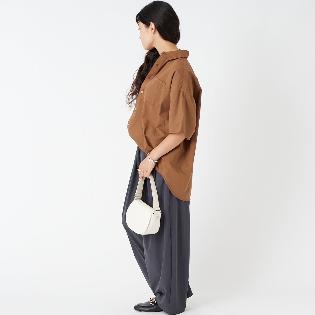 Jeans Factory Clothes [ジーンズファクトリークローズ] ショートスリーブ メンズライクビッグシャツ [IN8-SH-6] 219 BROWN &&モデル身長：162cm 着用サイズ：F&&