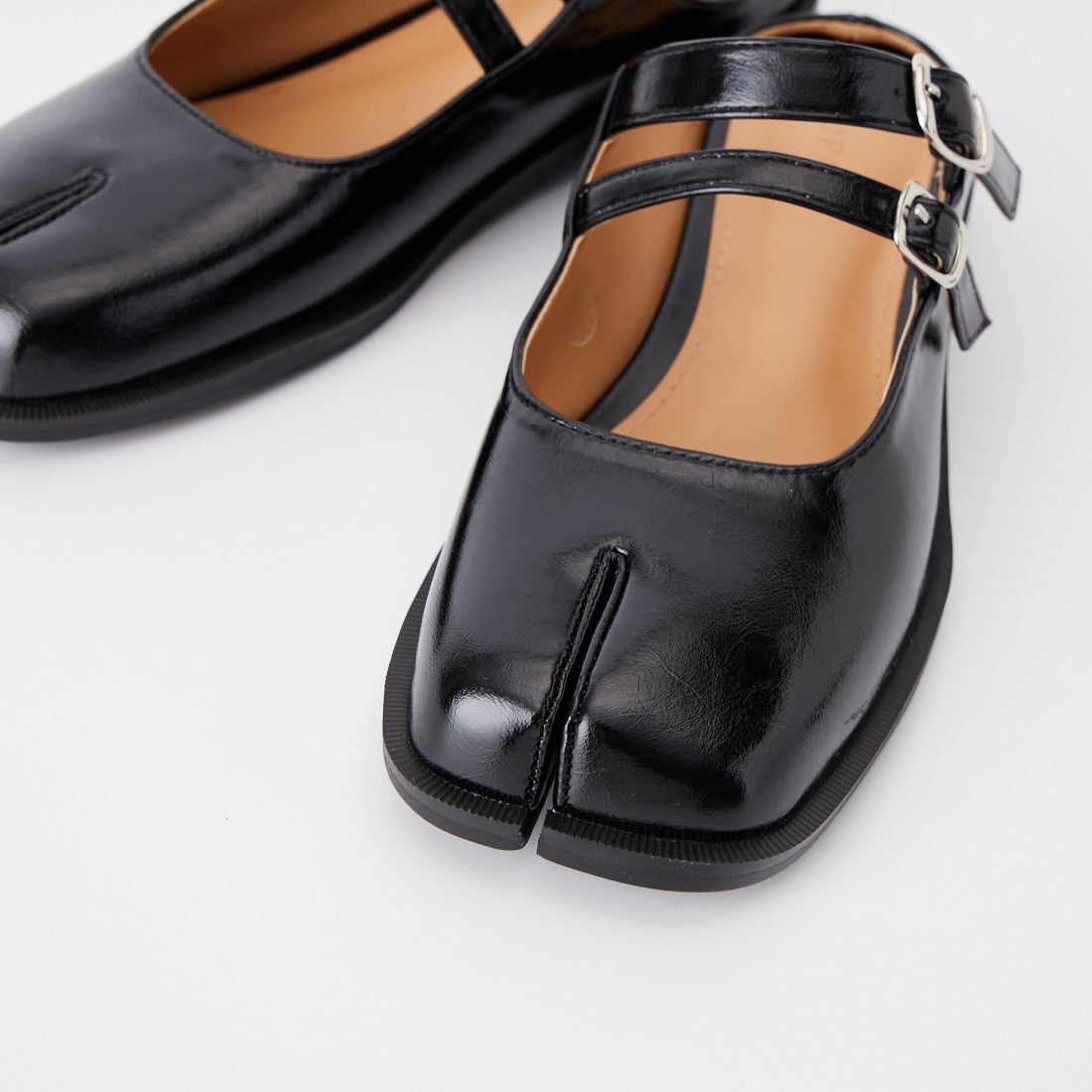 PAES [ペイズ] ダブルバックルミュール [DOUBLE-BUCKLE-MULE] BLACK