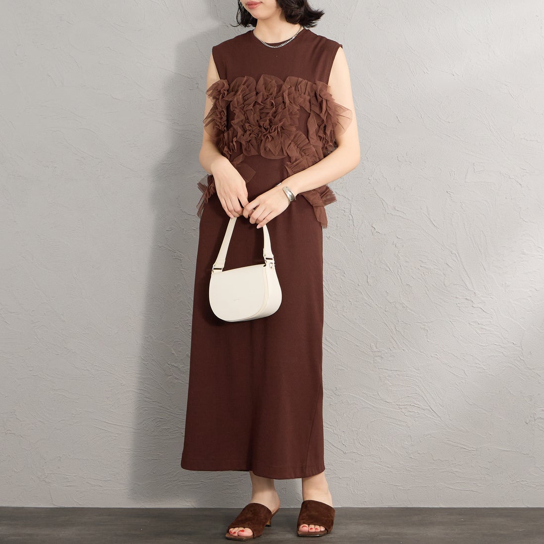 nenom [ネノム] マルチWAYチュールドッキングワンピース [NE26322013] 28 BROWN &&モデル身長：162cm 着用サイズ：F&&