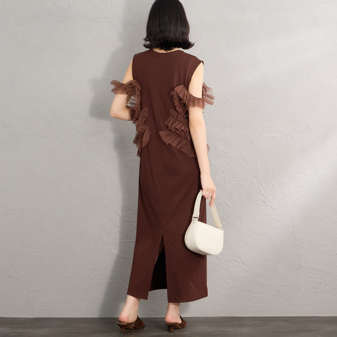 nenom [ネノム] マルチWAYチュールドッキングワンピース [NE26322013] 28 BROWN &&モデル身長：162cm 着用サイズ：F&&