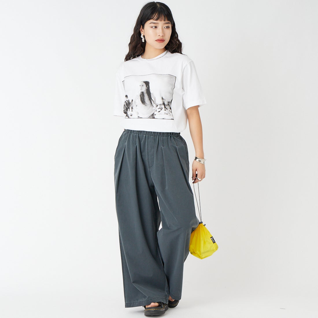 KIFFE [キッフェ] ギャザーワイドパンツ [KF261PD00062] 09 BLACK &&モデル身長：162cm 着用サイズ：F&&