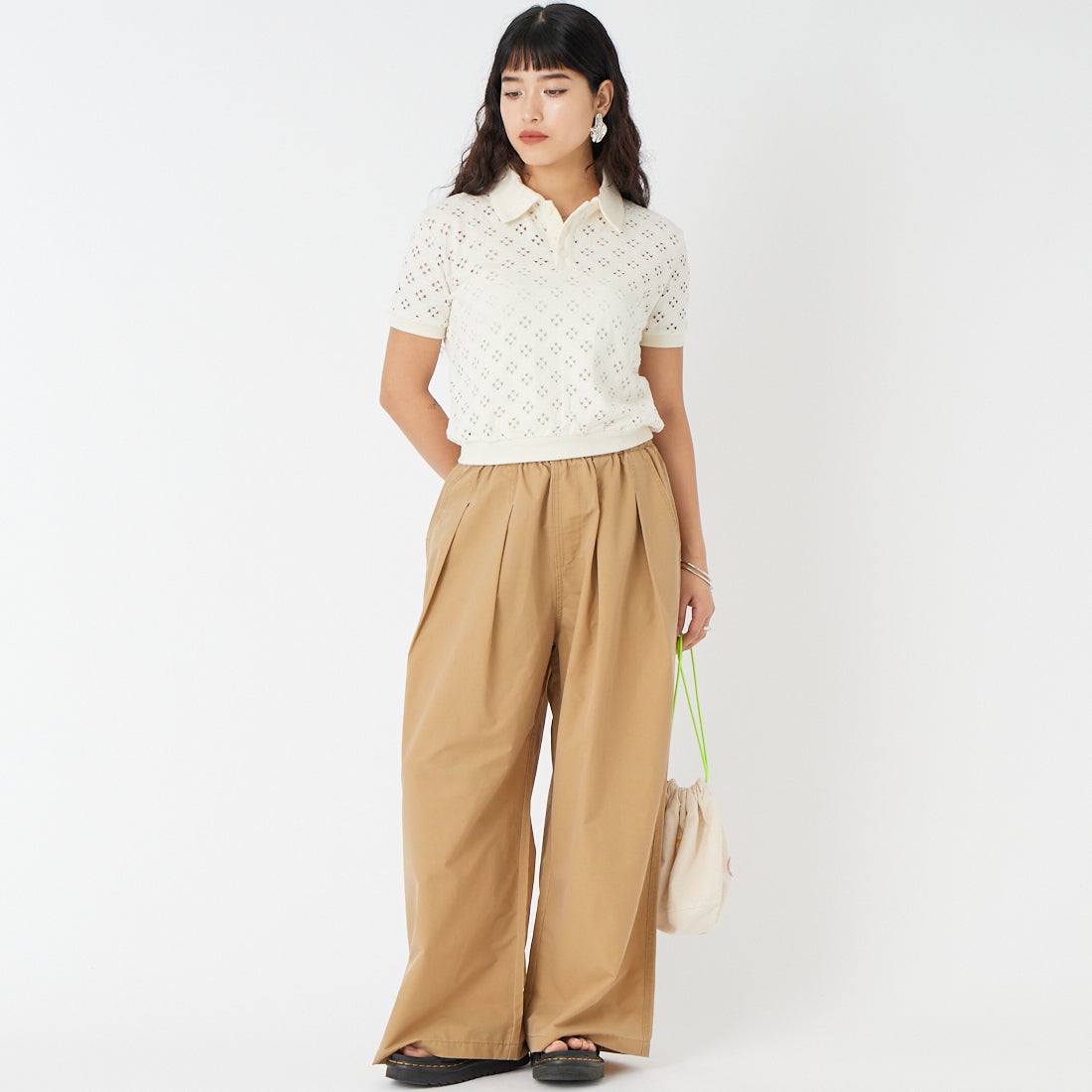 KIFFE [キッフェ] ギャザーワイドパンツ [KF261PD00062] 23 BEIGE &&モデル身長：162cm 着用サイズ：F&&