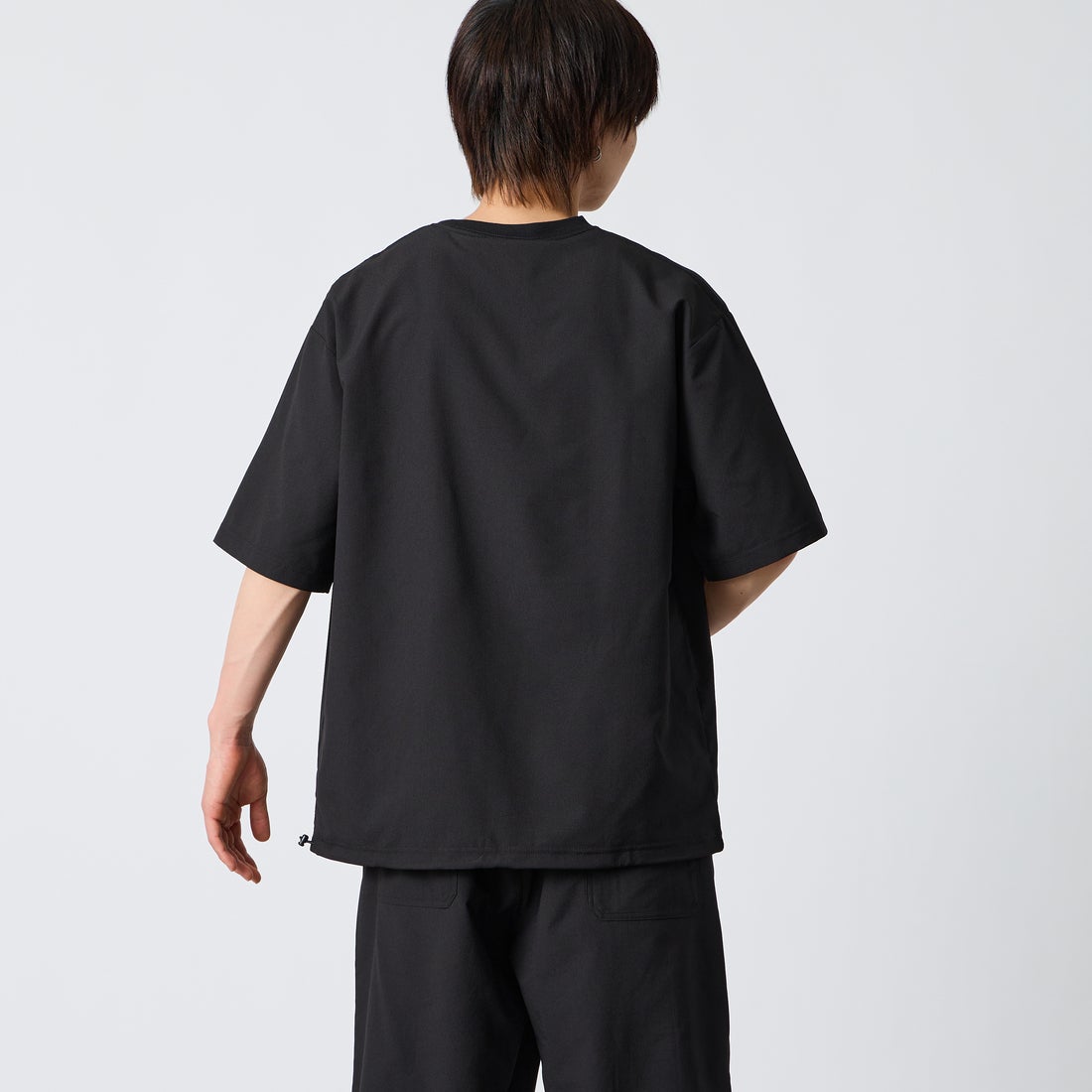 THOUSAND MILE [サウザンド マイル] 別注 ショートスリーブTシャツ パンツセットアップ [TM261HA50851-JF] 09 BLACK &&モデル身長：177cm 着用サイズ：L&&