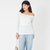 WHITE&&モデル身長：162cm 着用サイズ：ONE SIZE&&