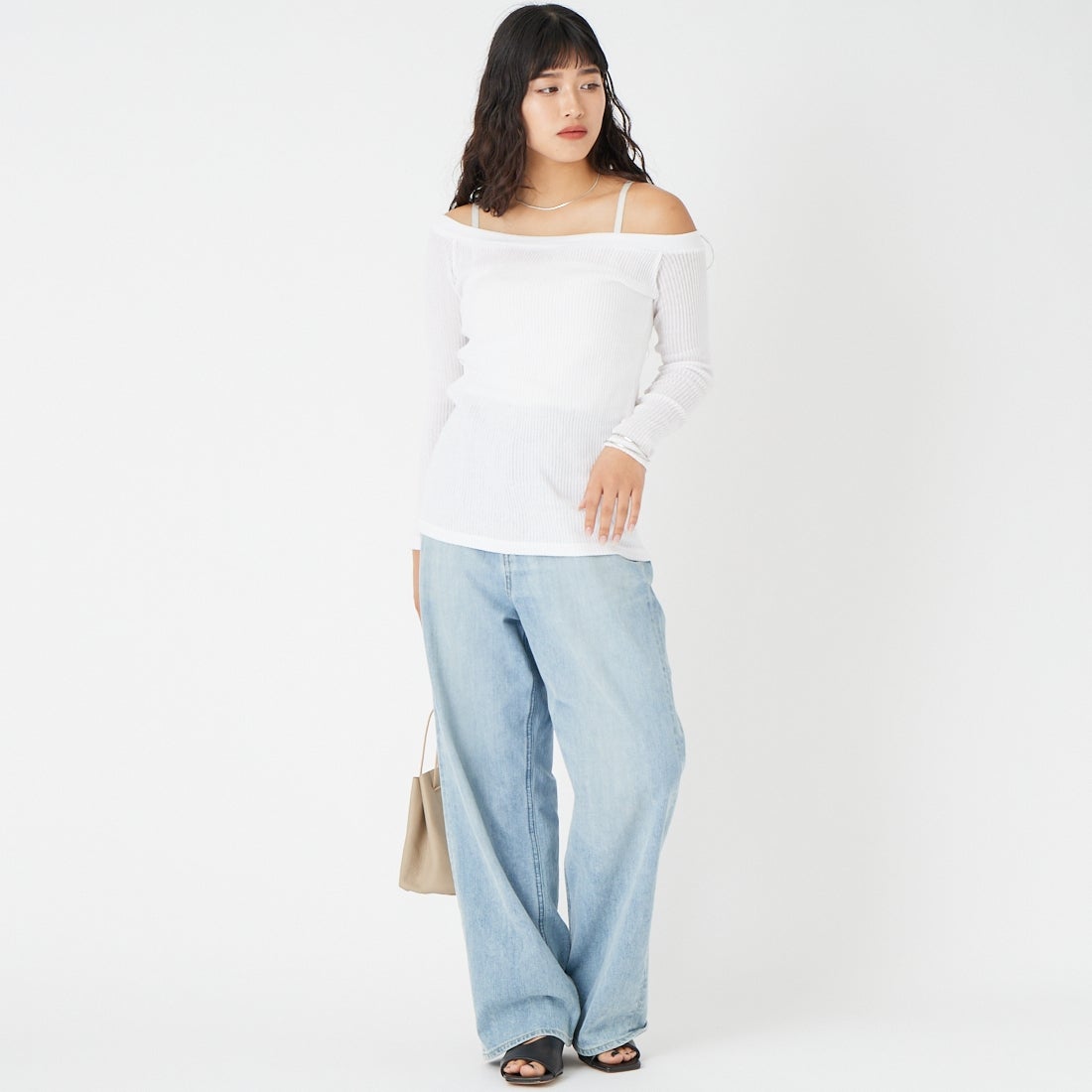 HOOP COOP [ホープコープ] ローゲージリブ ロングスリーブTシャツ [S26003] WHITE &&モデル身長：162cm 着用サイズ：ONE SIZE&&