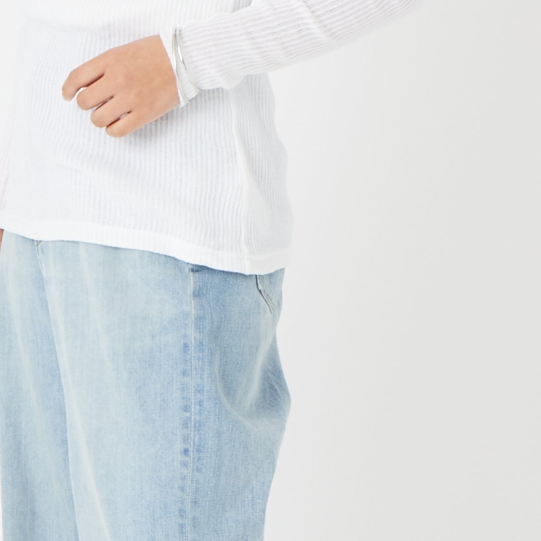 HOOP COOP [ホープコープ] ローゲージリブ ロングスリーブTシャツ [S26003] WHITE &&モデル身長：162cm 着用サイズ：ONE SIZE&&